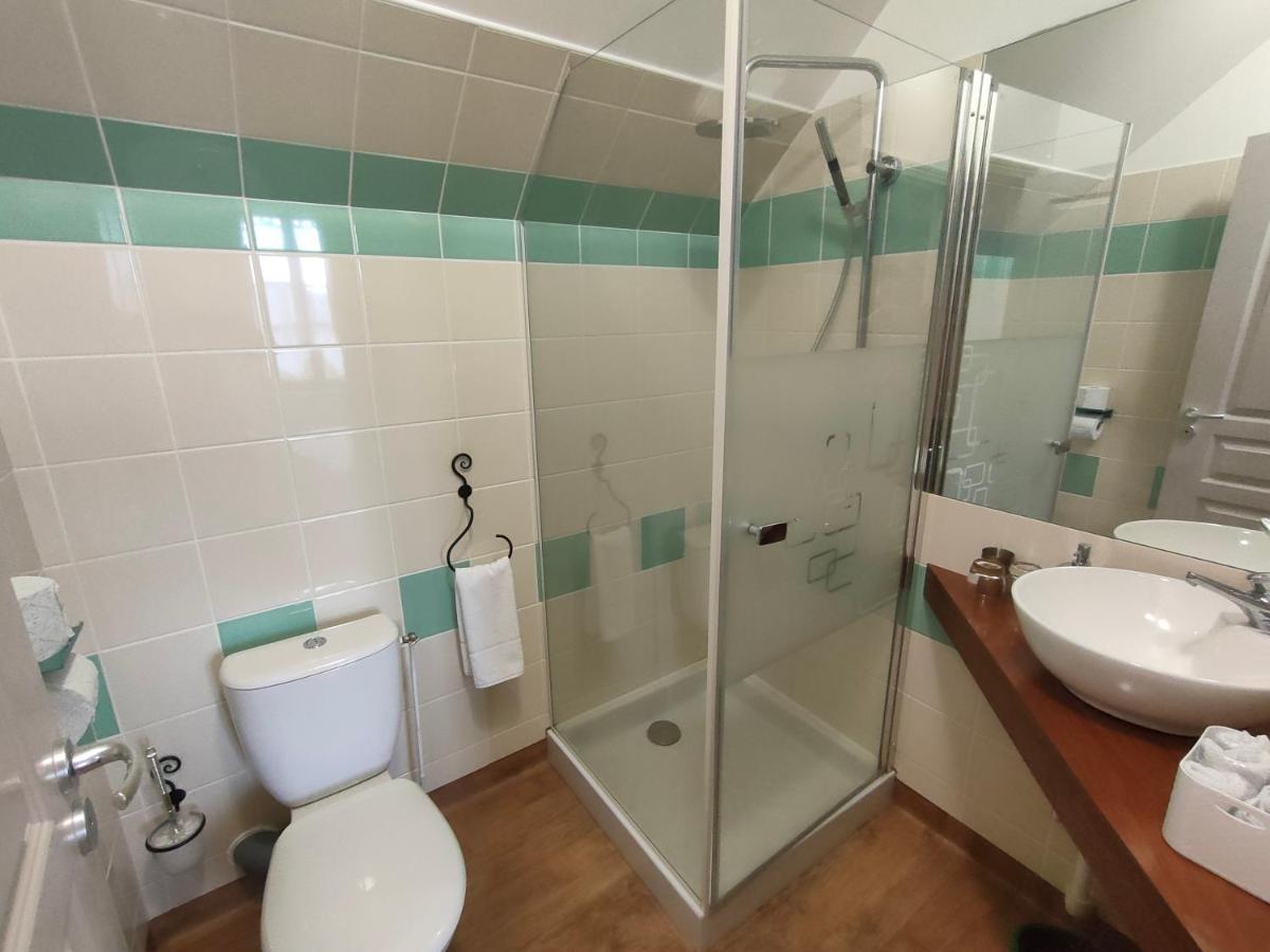 Auberge Des Colettes Coutansouze Экстерьер фото